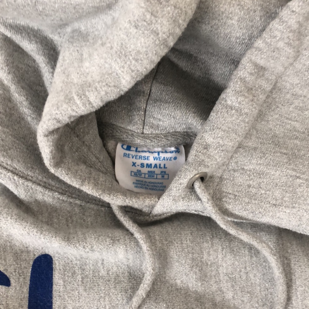 Champion Reverse Weave Sweatshirt - Picture 2 of 4